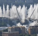 Génova: explosiones demolerán el túnel que causó el derrumbe