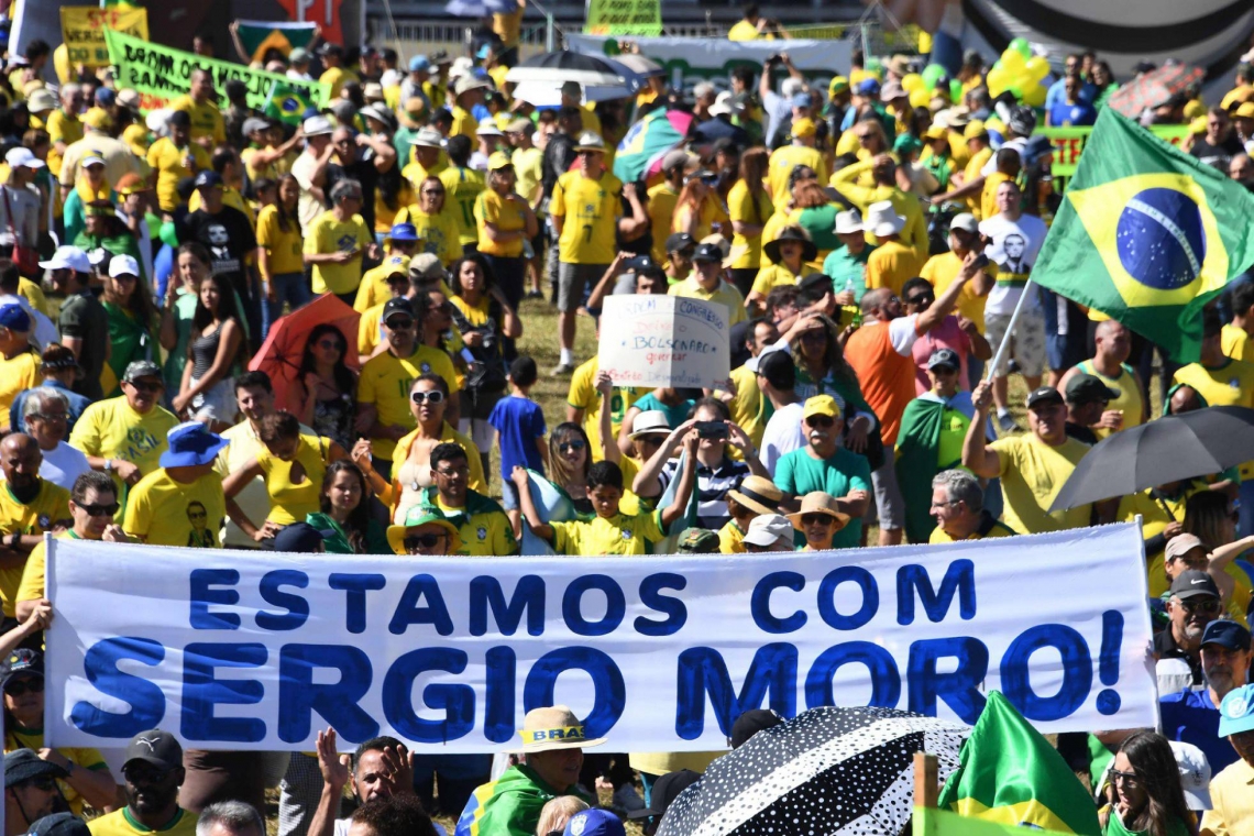 Brasil: Masiva marcha a favor del ministro Moro y en contra del Congreso