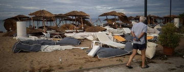 Fuerte temporal al norte de Grecia causa muertos y decenas de heridos